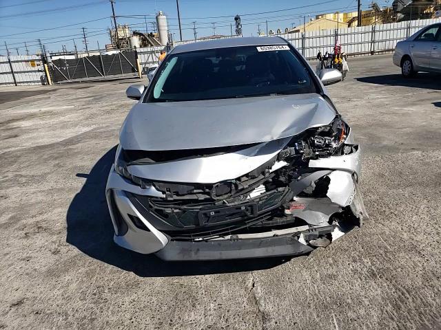 2017 Toyota Prius Prime VIN: JTDKARFP8H3066515 Lot: 65385764