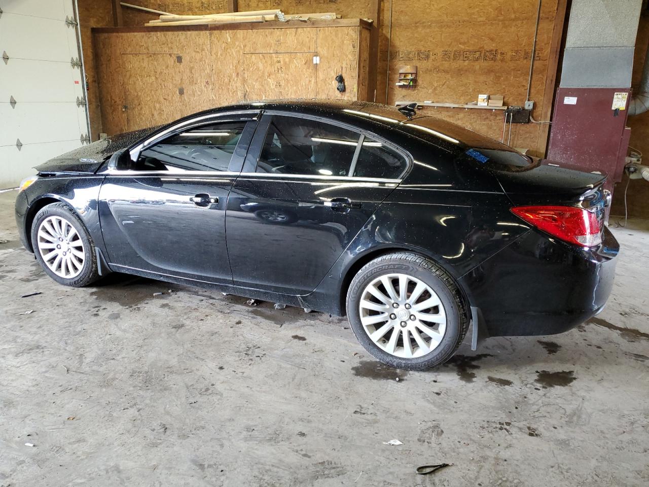 2012 Buick Regal - Image 2