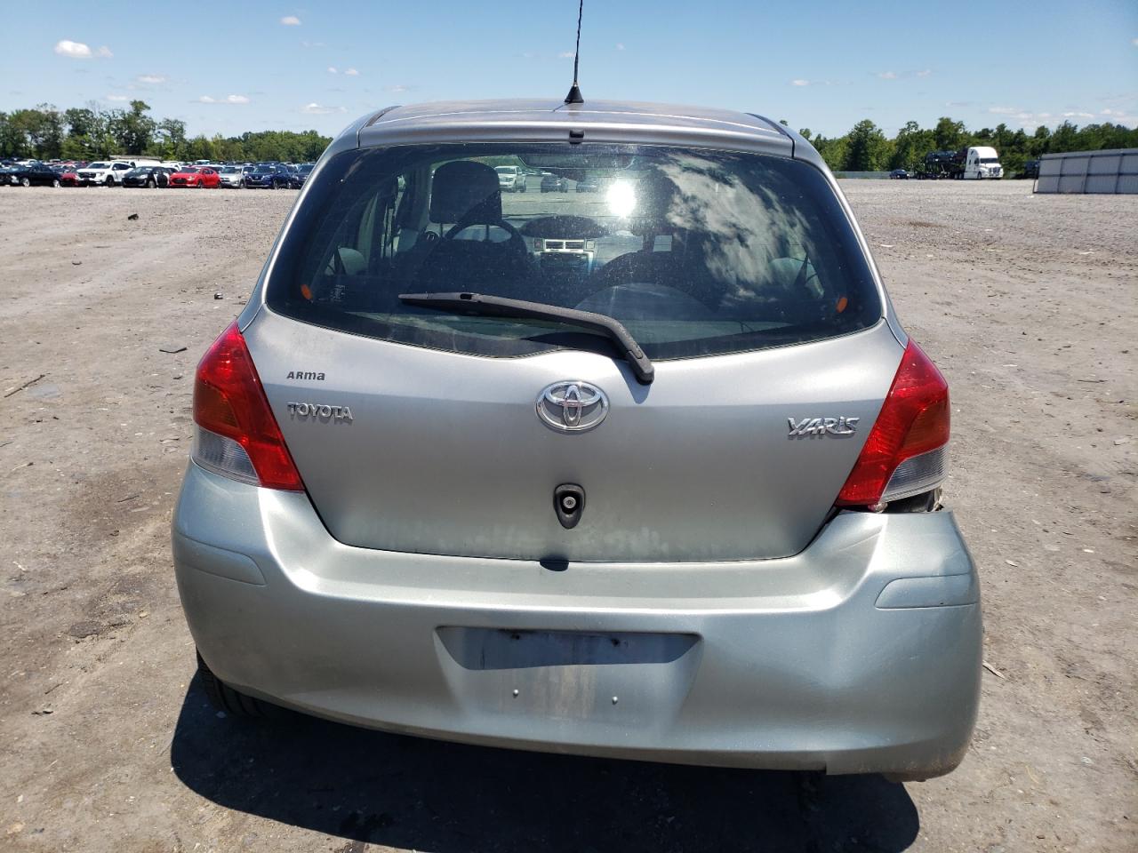 2011 Toyota Yaris VIN: JTDKT4K33B5334222 Lot: 61099844