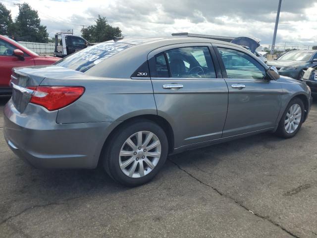 Седани CHRYSLER 200 2013 Сріблястий