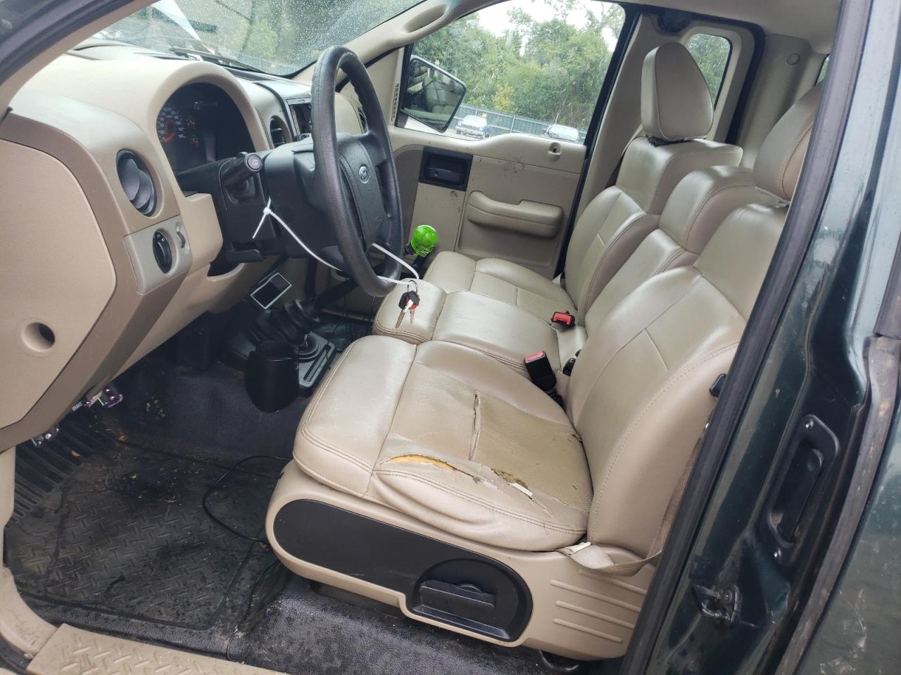 2005 Ford F150 VIN: 1FTRF12285NB94622 Lot: 64566204