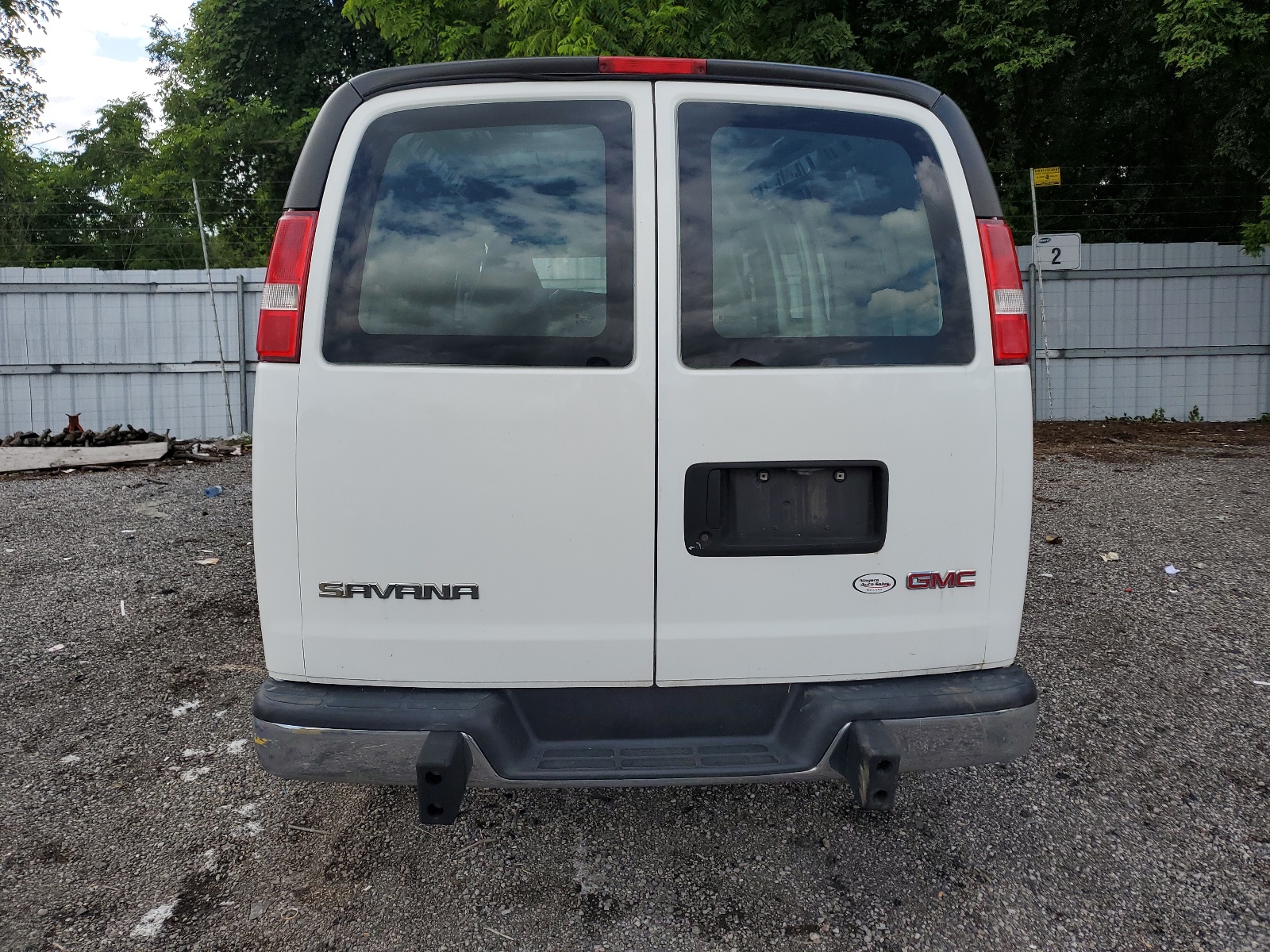 1GTW7AFF3H1179924 2017 GMC Savana G2500