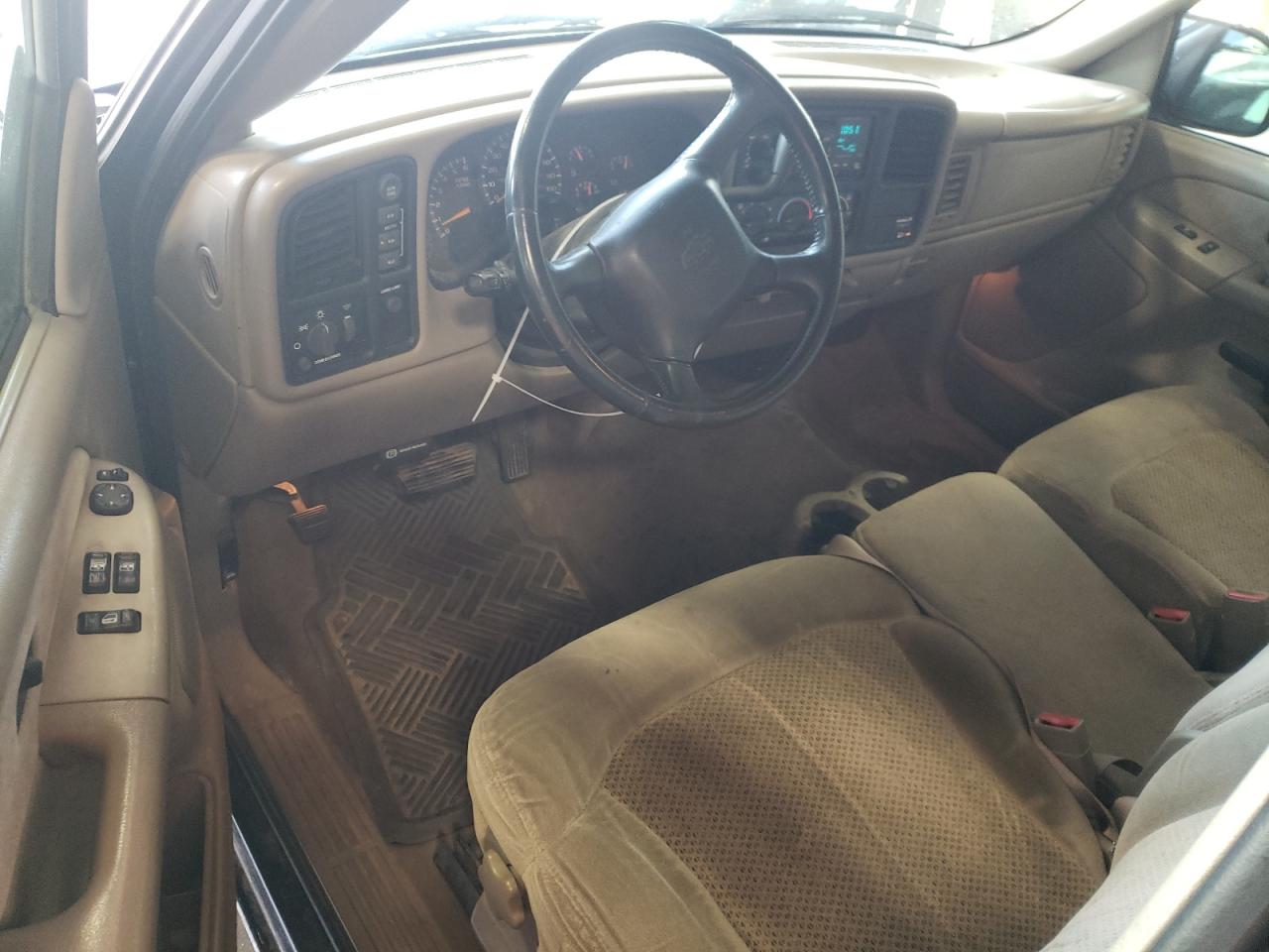 2001 Chevrolet Silverado - Image 8