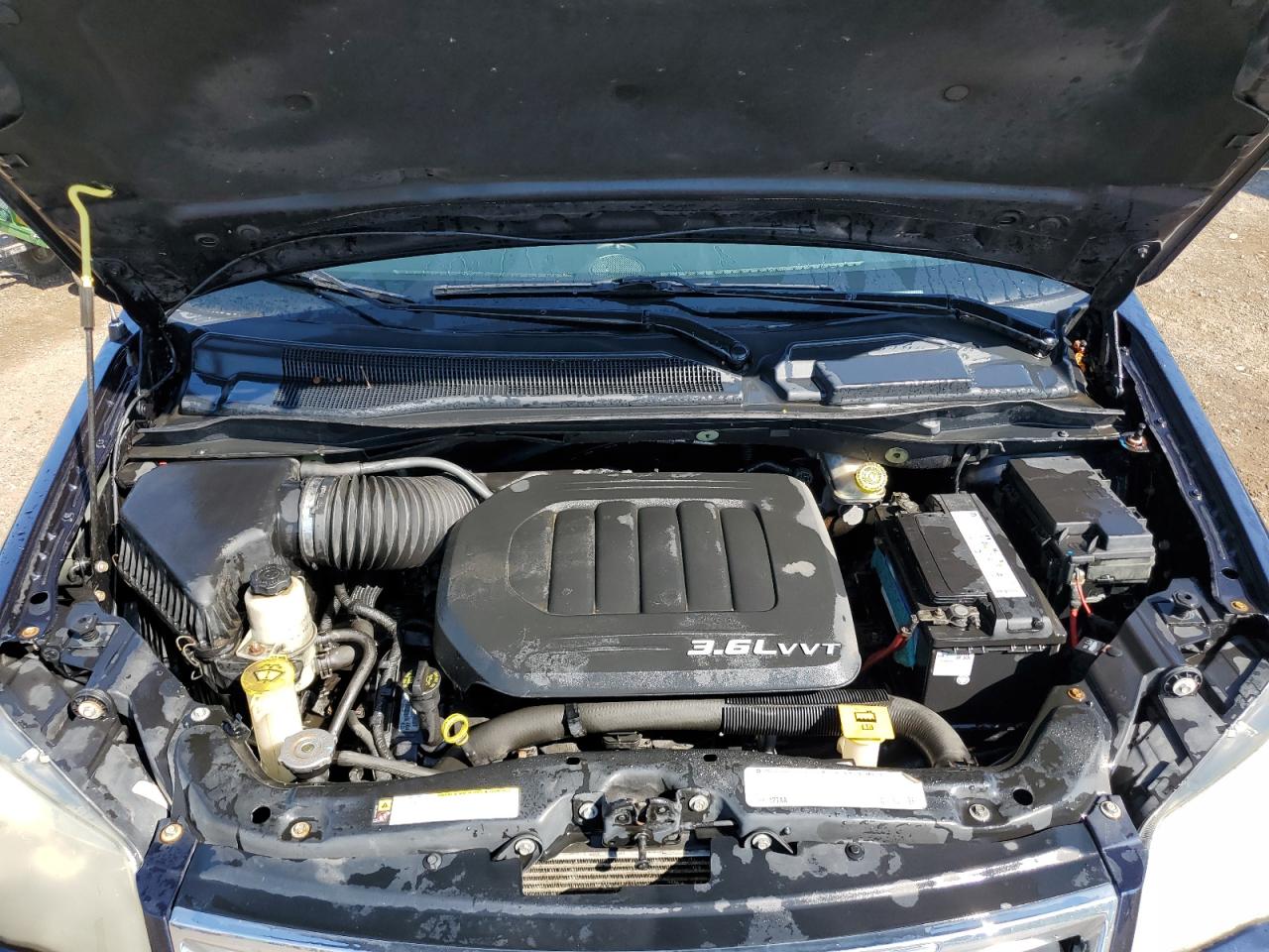 2011 Chrysler Town & Country Touring L VIN: 2A4RR8DG0BR656110 Lot: 63996924