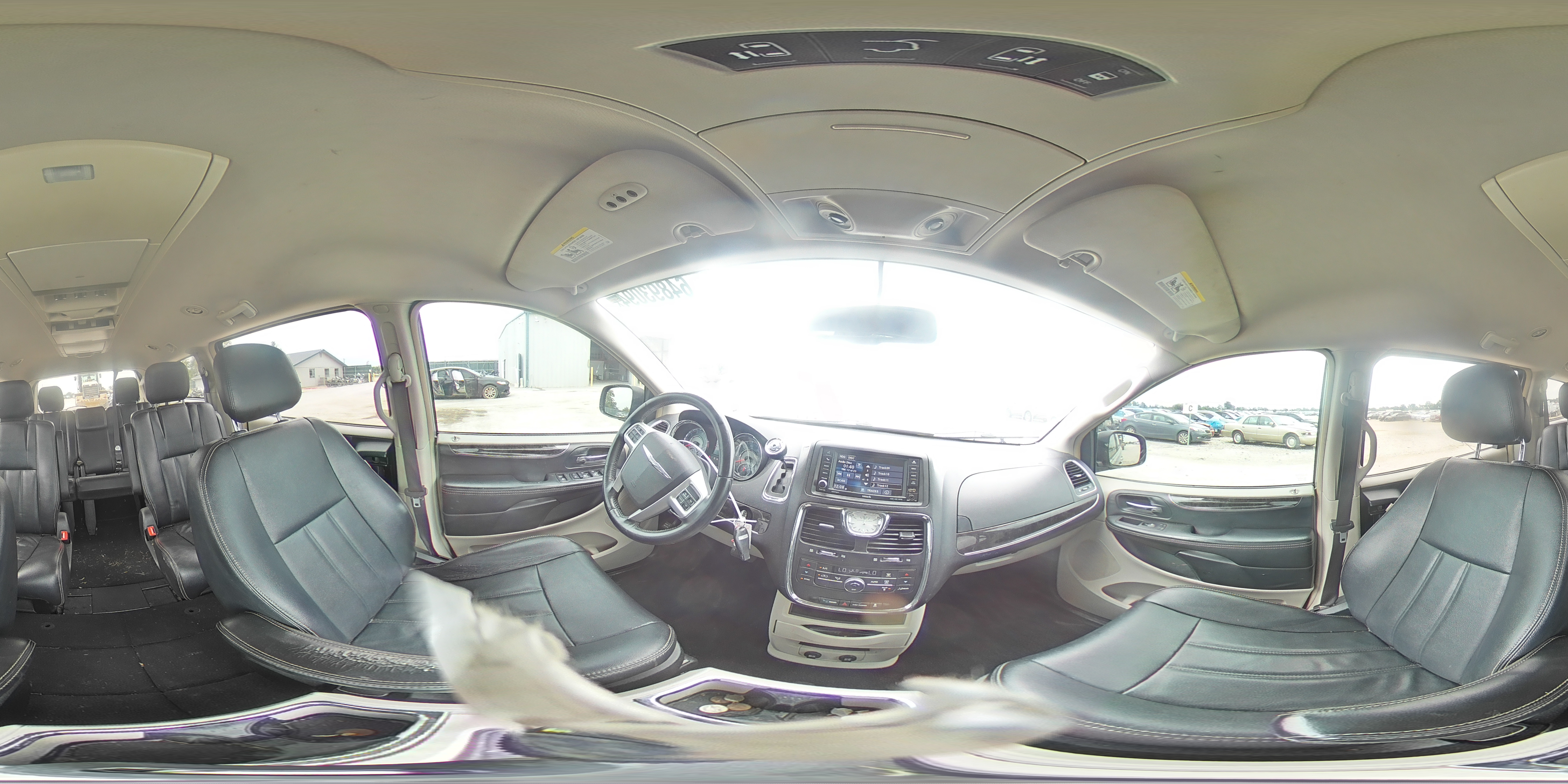 2015 Chrysler Town & Country Touring VIN: 2C4RC1BGXFR537665 Lot: 64893094