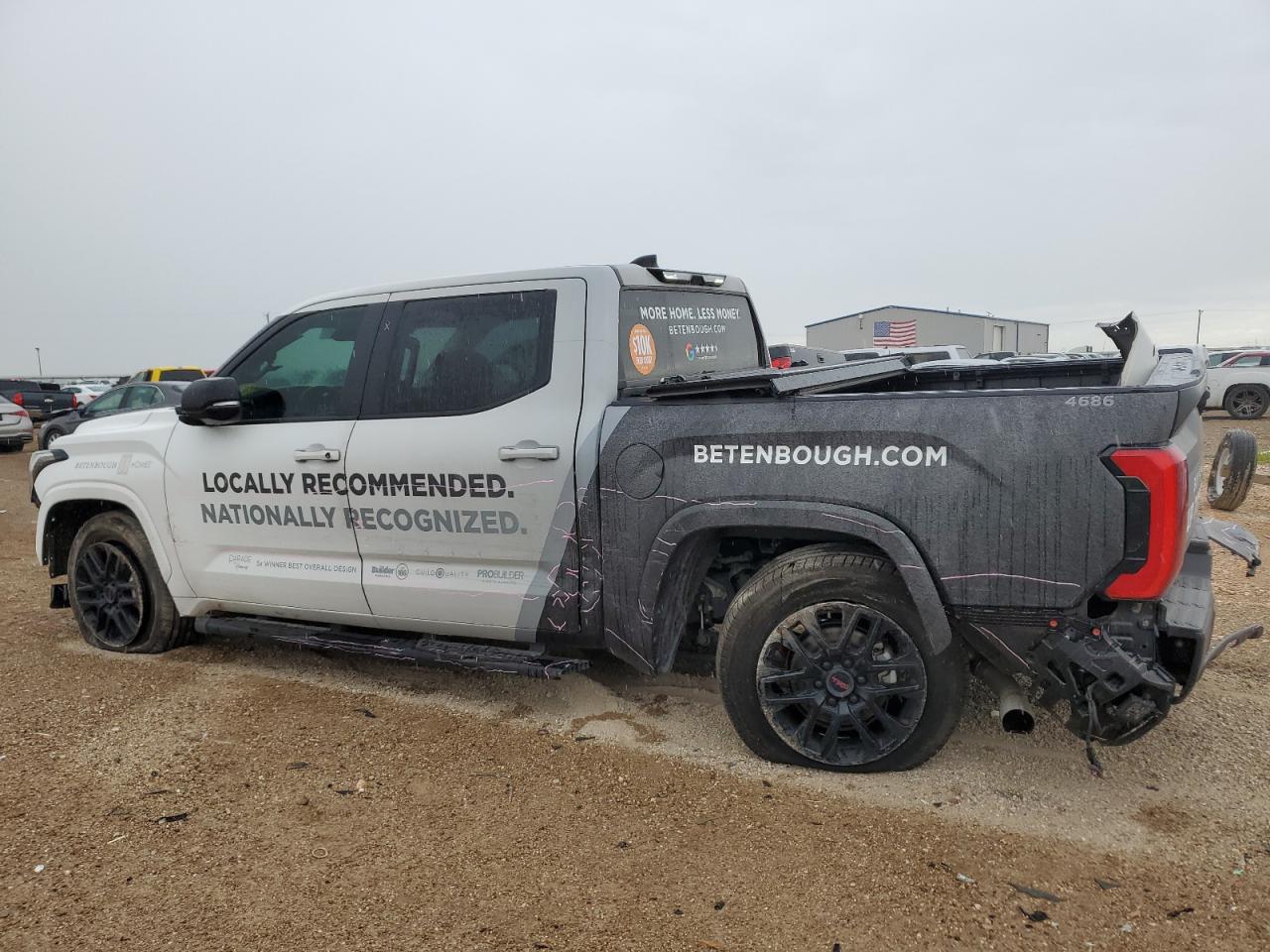 2023 Toyota Tundra - Image 2