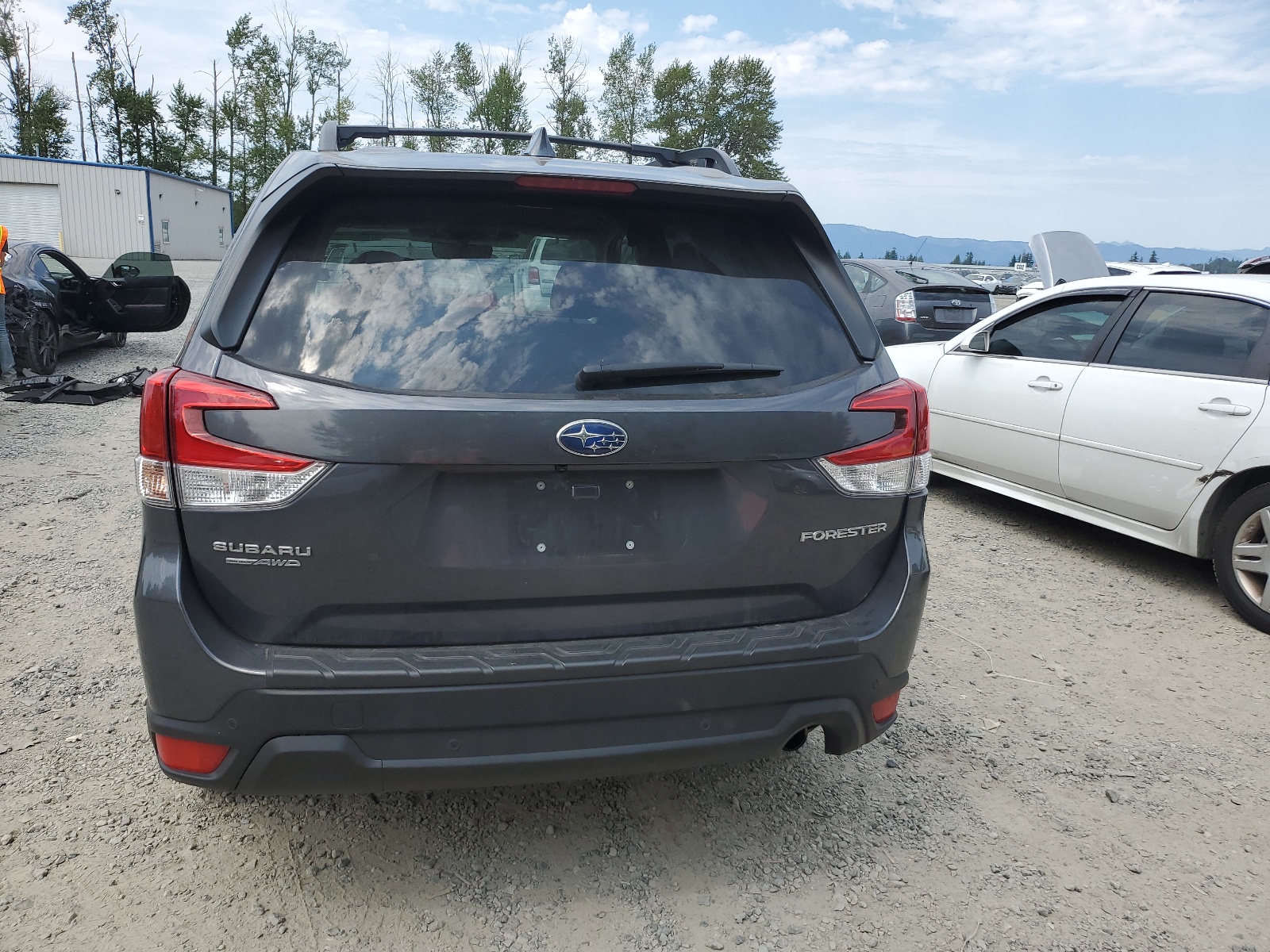 JF2SKAPC3NH496849 2022 Subaru Forester Limited