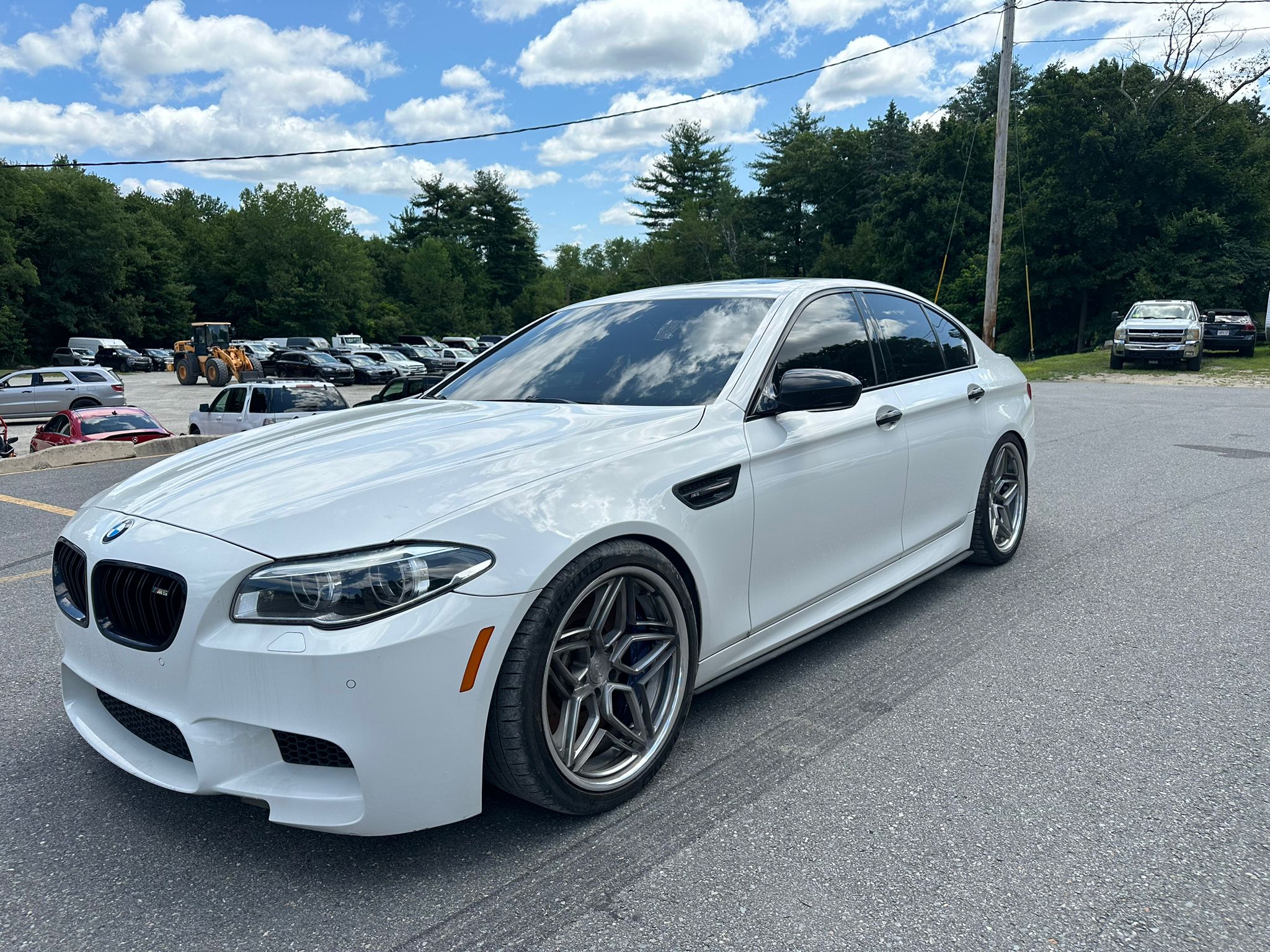 2015 BMW M5 vin: WBSFV9C55FD594246