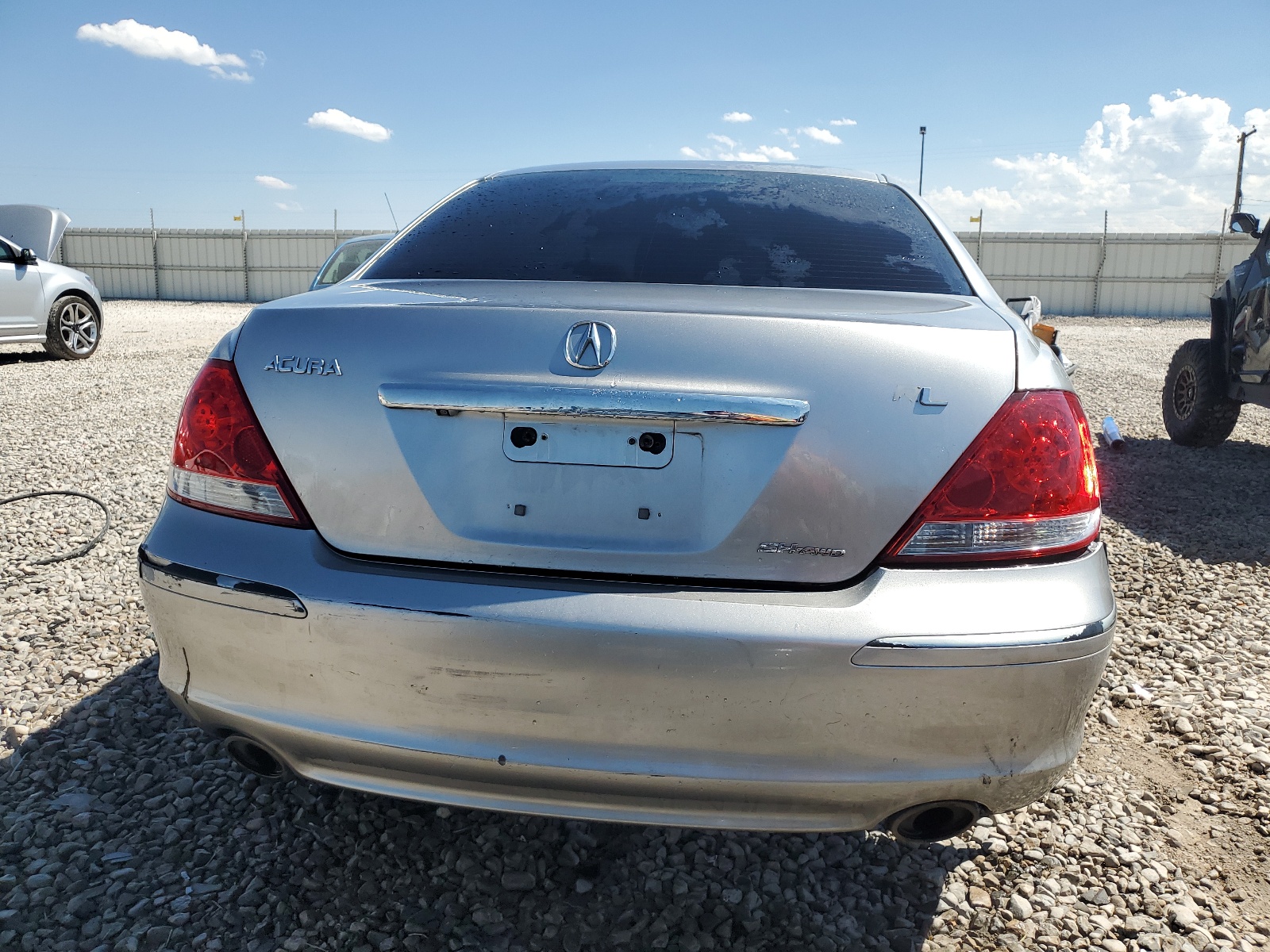 JH4KB166X8C002108 2008 Acura Rl