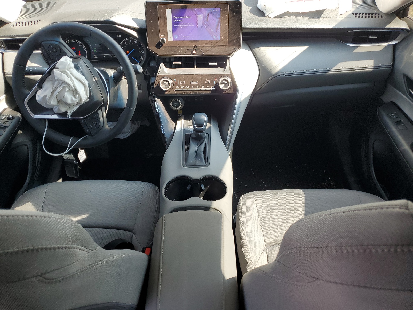 JTEAAAAH8RJ168547 2024 Toyota Venza Le