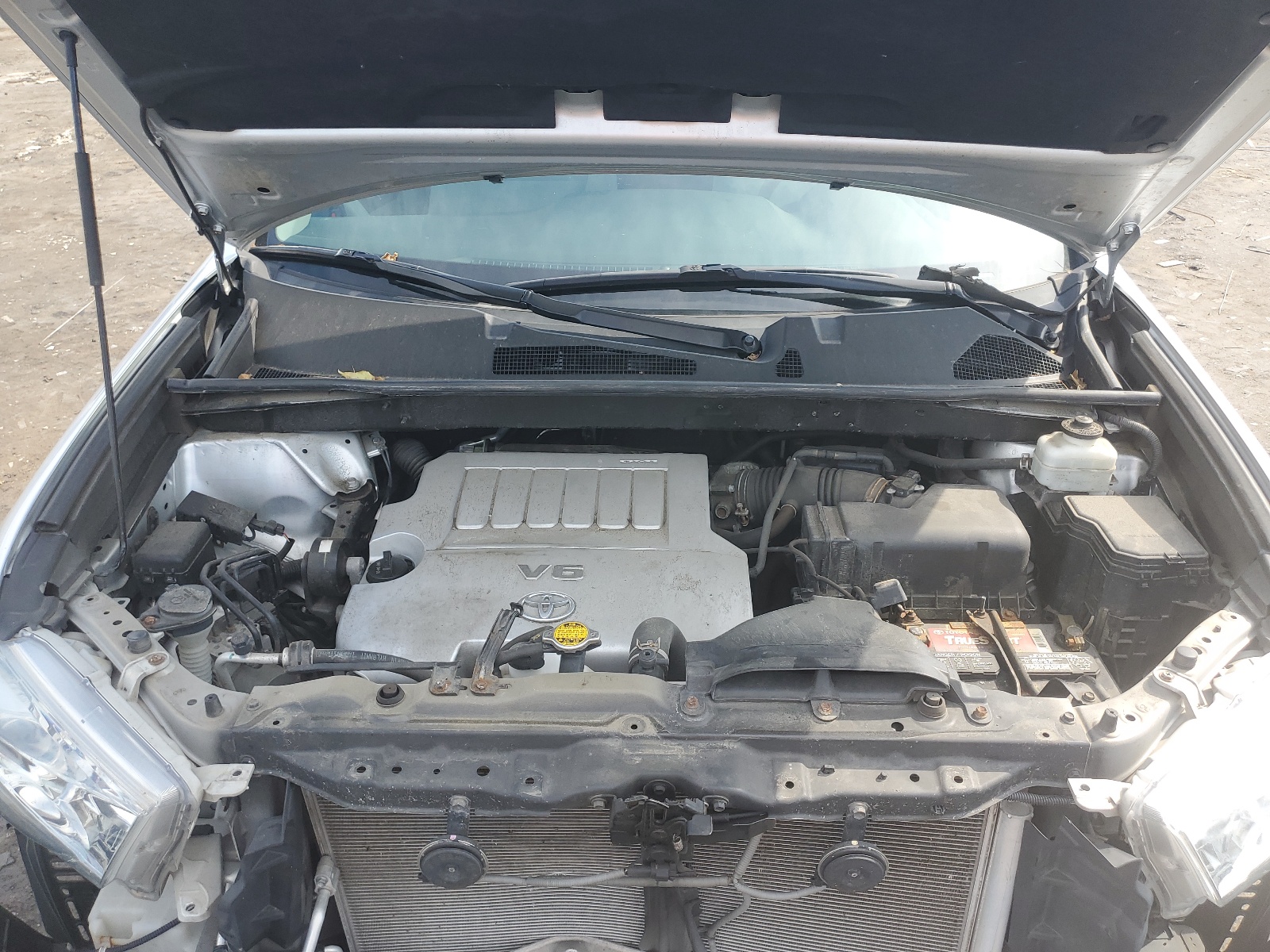 5TDBK3EHXBS055493 2011 Toyota Highlander Base