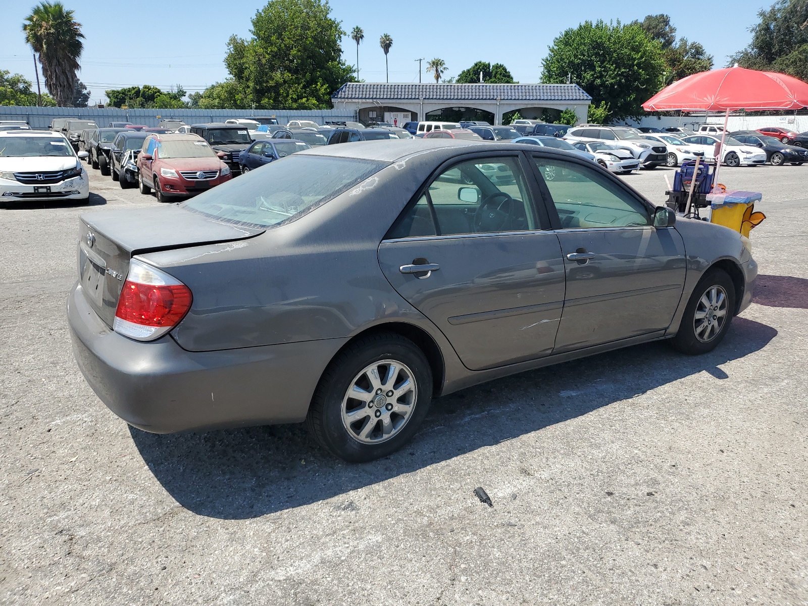 4T1BE32K35U984444 2005 Toyota Camry Le