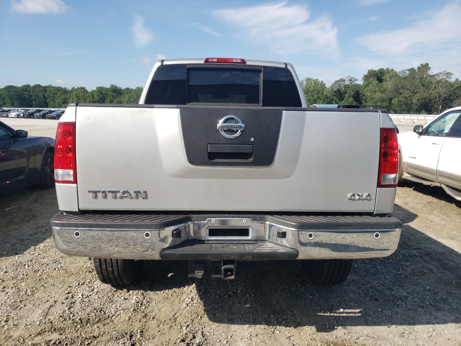 1N6BA0EC7AN306378 2010 Nissan Titan Xe