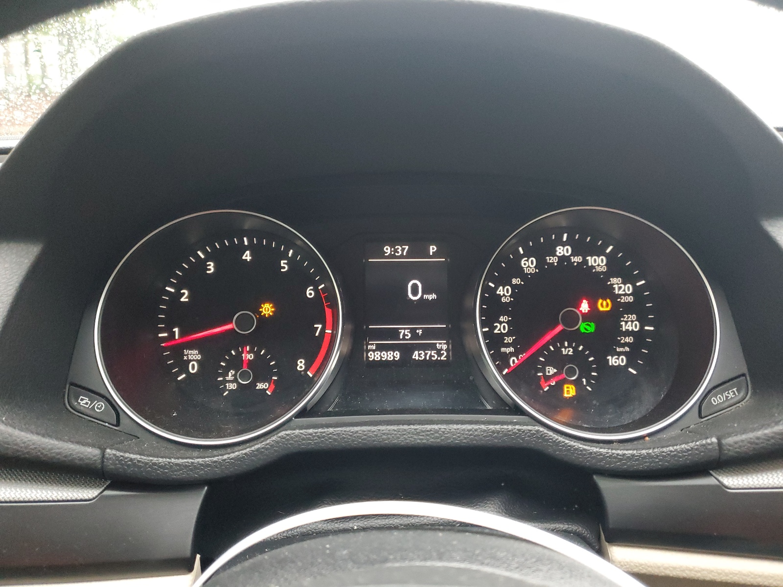 1VWDT7A35HC085306 2017 Volkswagen Passat R-Line