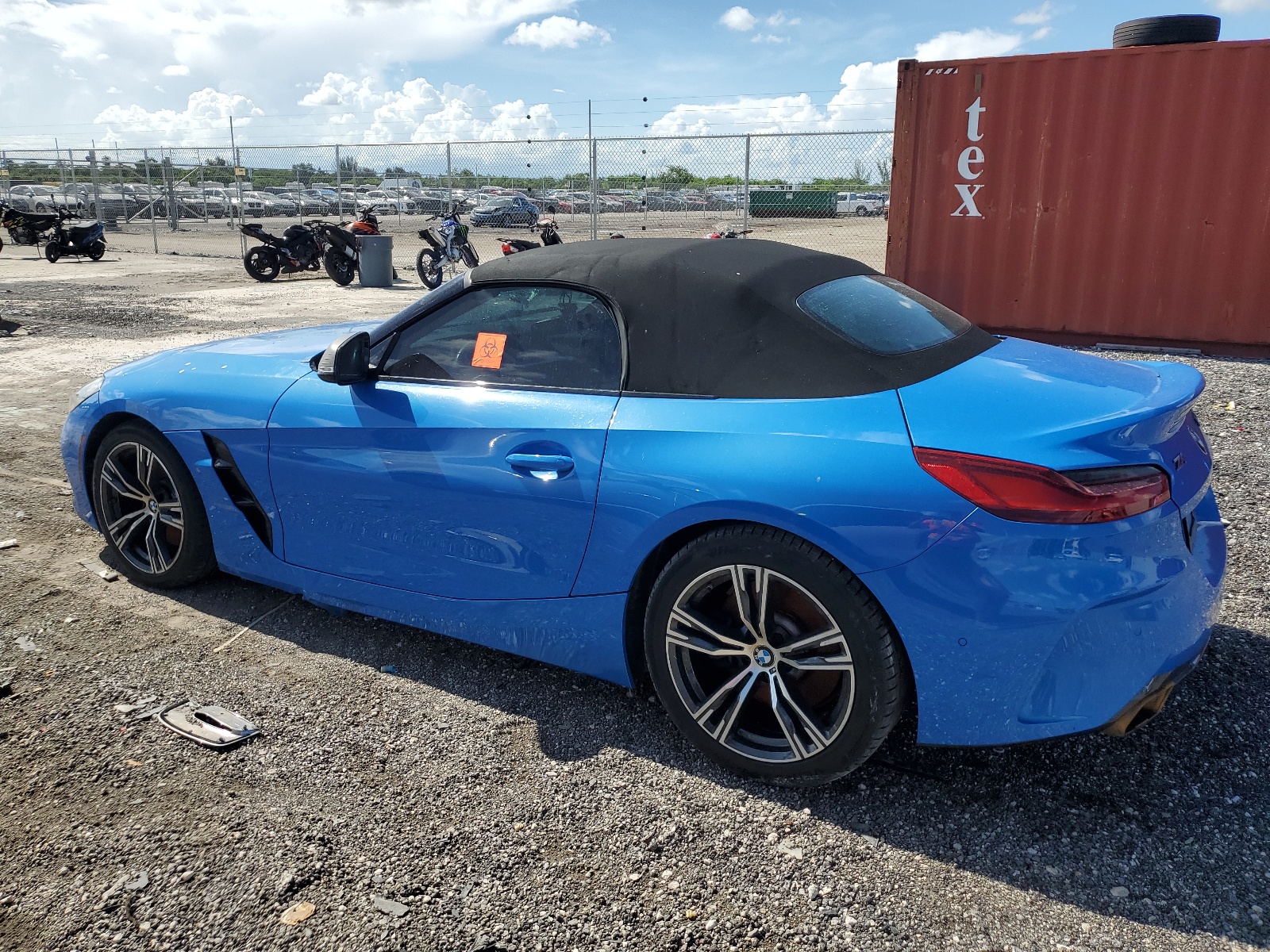 WBAHF9C02MWX16576 2021 BMW Z4 M40I