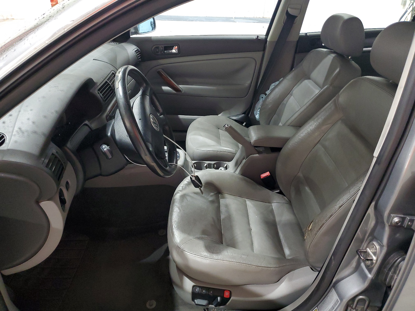 WVWRH63B84P099342 2004 Volkswagen Passat Glx