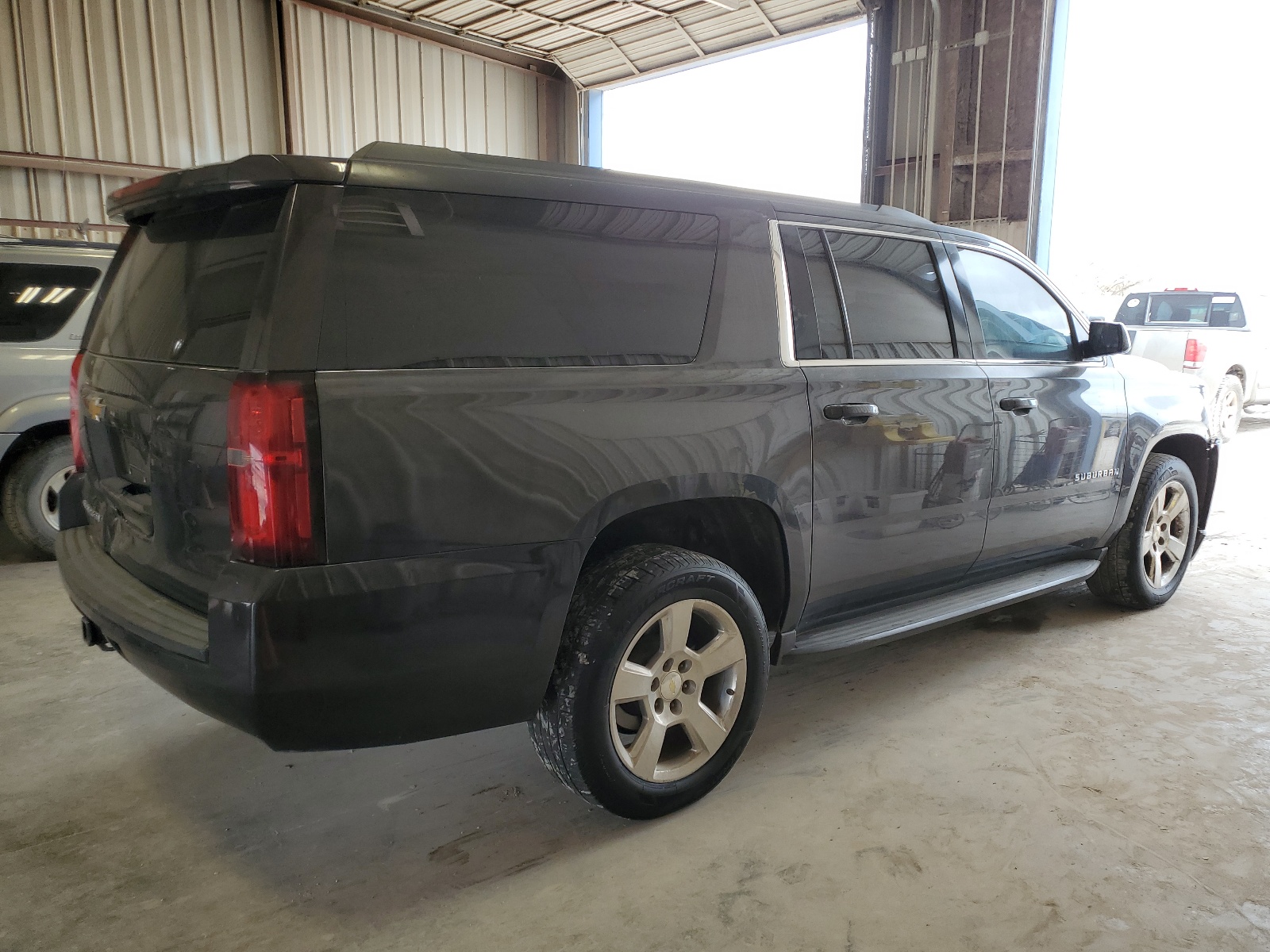 2016 Chevrolet Suburban C1500 Lt vin: 1GNSCHKC1GR124488