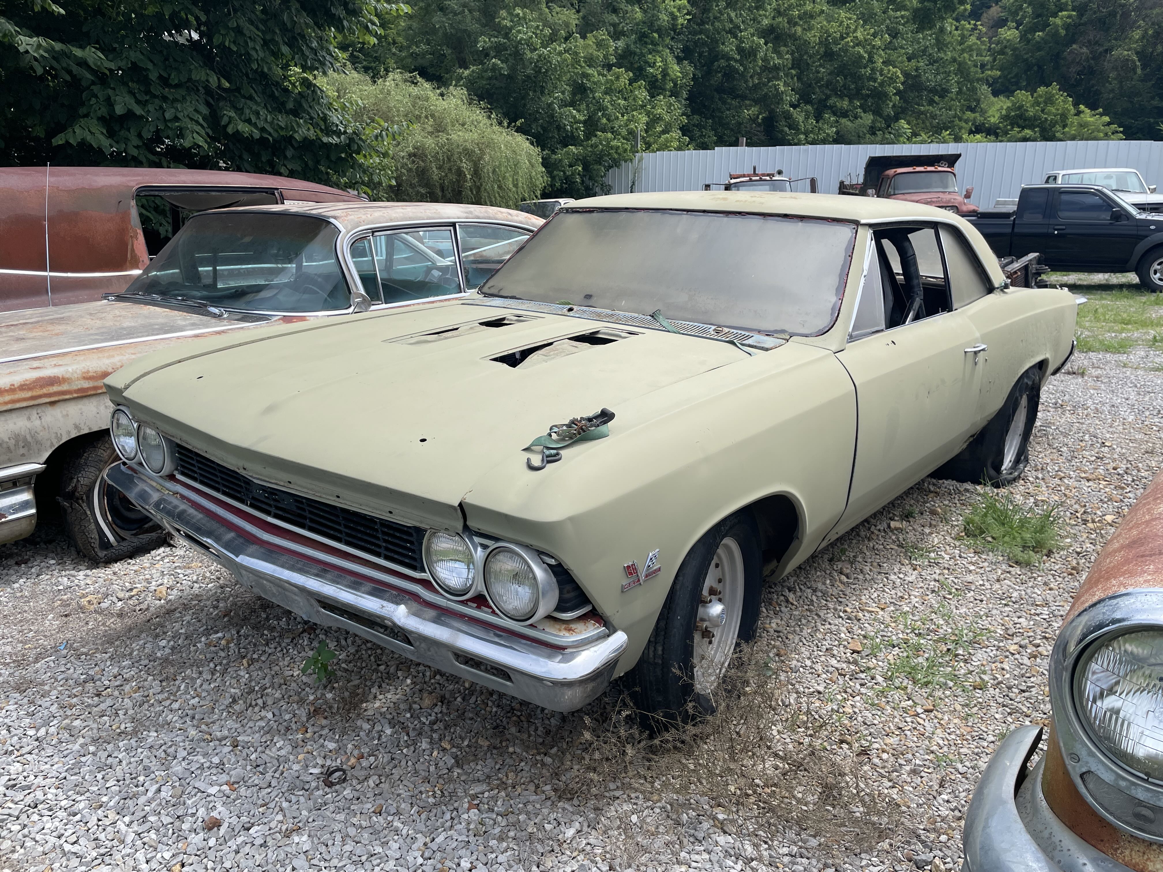 138176B167007 1966 Chevrolet Chevelless