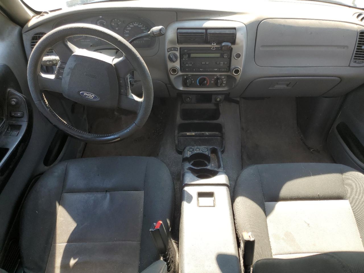 2011 Ford Ranger Super Cab VIN: 1FTLR4FEXBPA40562 Lot: 63122594