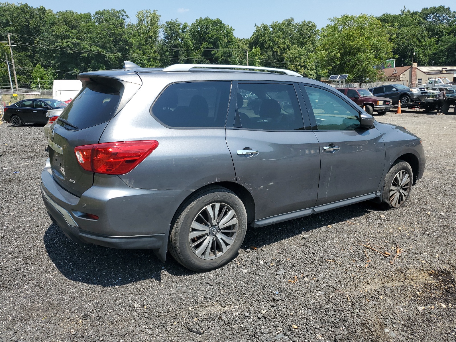 2019 Nissan Pathfinder S vin: 5N1DR2MM7KC644155