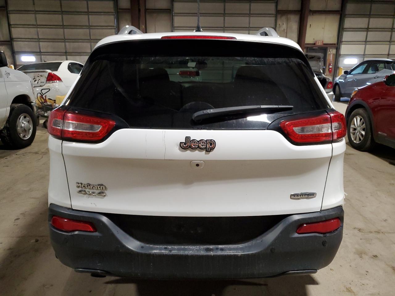 2018 Jeep Cherokee Latitude VIN: 1C4PJMCB0JD523349 Lot: 64059124