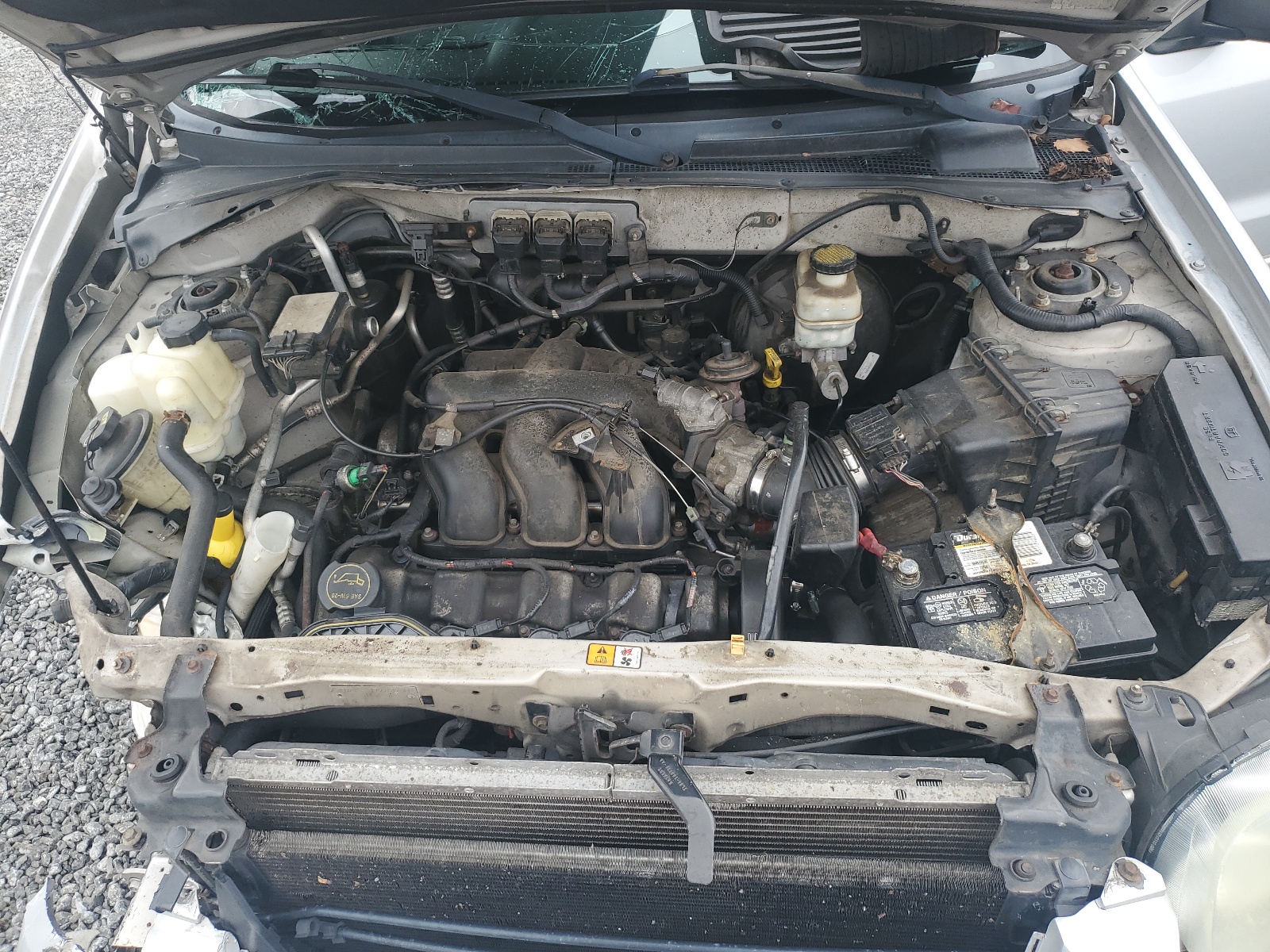 1FMCU94175KA70188 2005 Ford Escape Limited