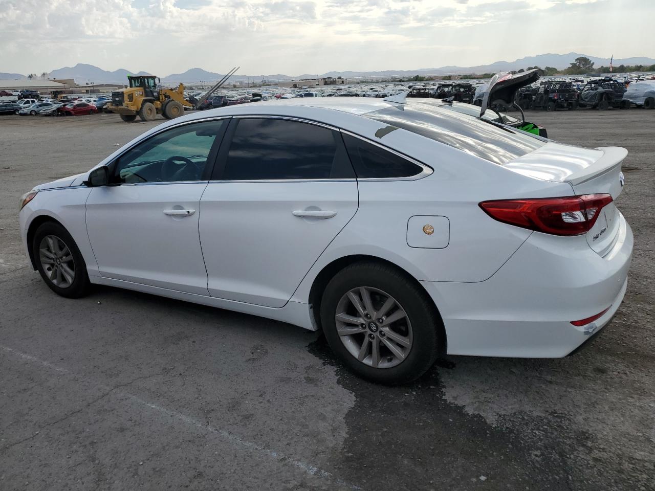 2015 Hyundai Sonata Se VIN: 5NPE24AF3FH030972 Lot: 63520304