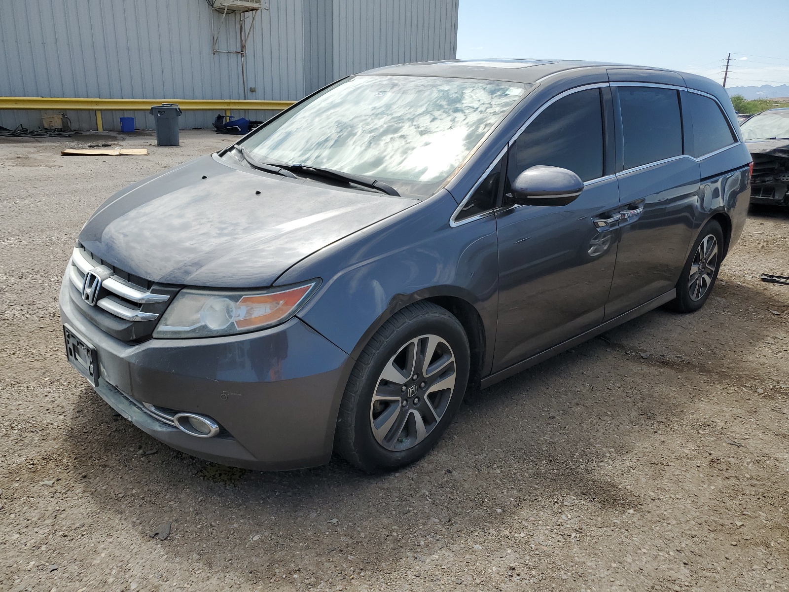 2014 Honda Odyssey Touring vin: 5FNRL5H96EB087555