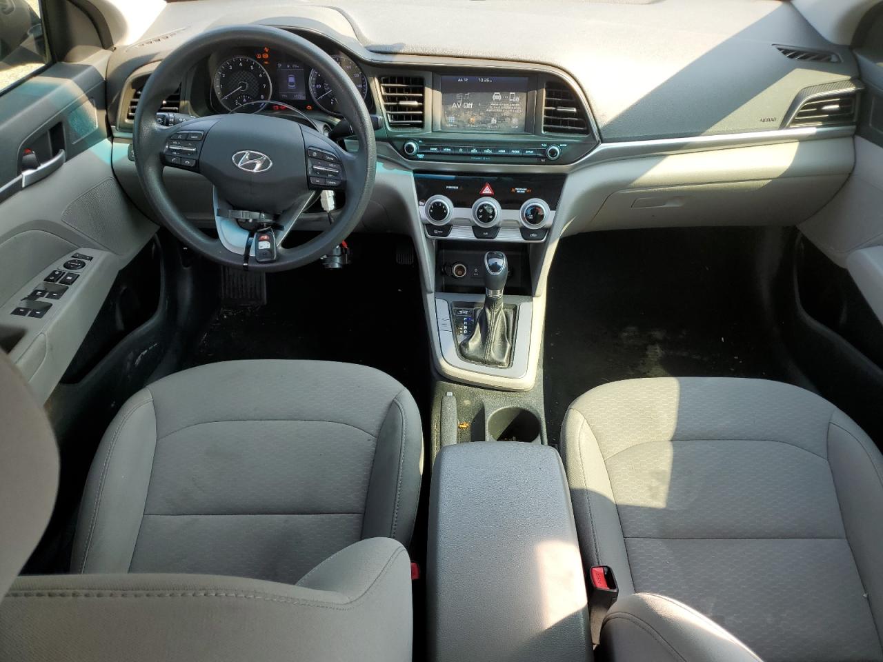 5NPD84LF9KH483690 2019 Hyundai Elantra Sel