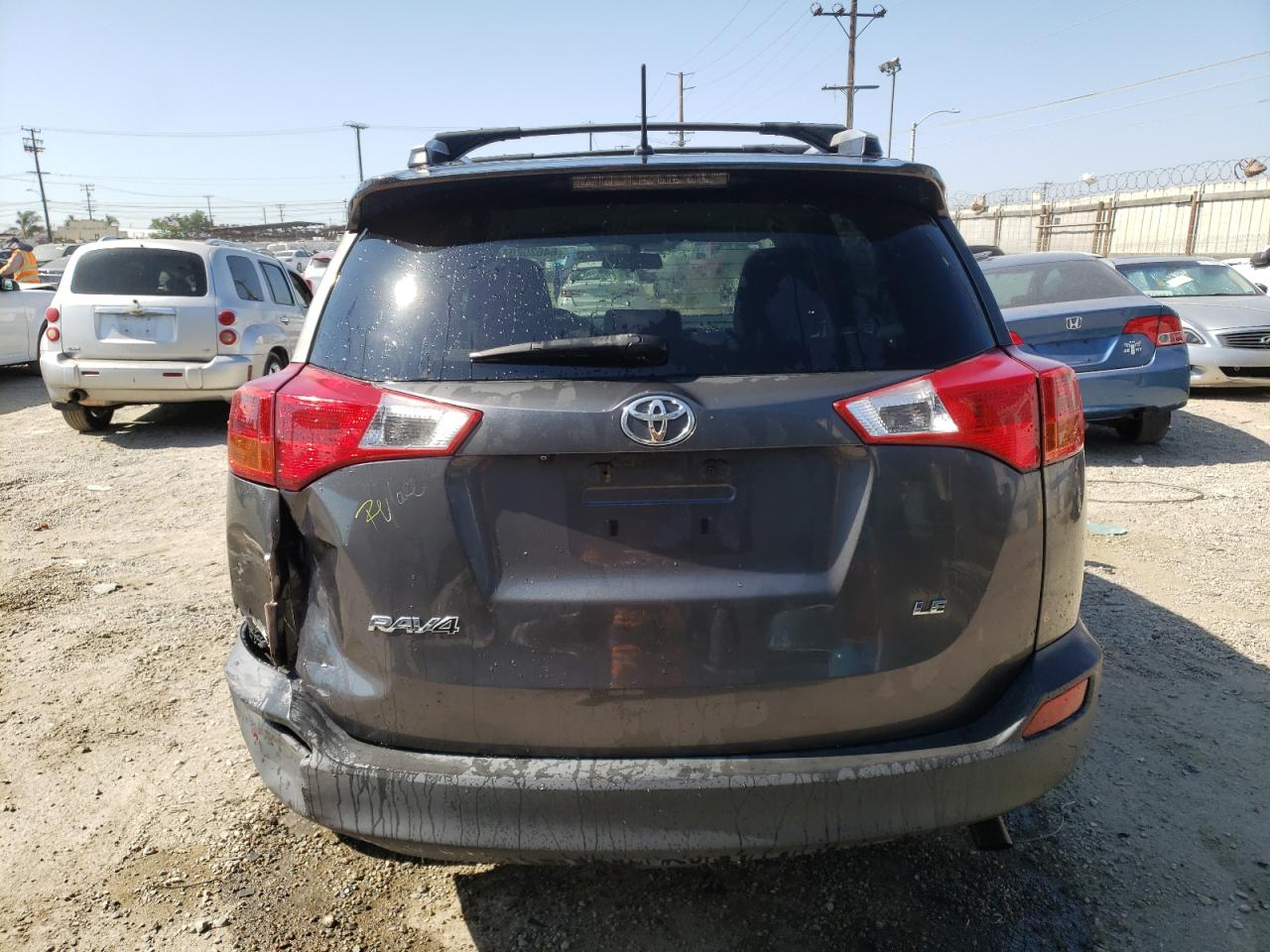 2T3ZFREV5DW019384 2013 Toyota Rav4 Le