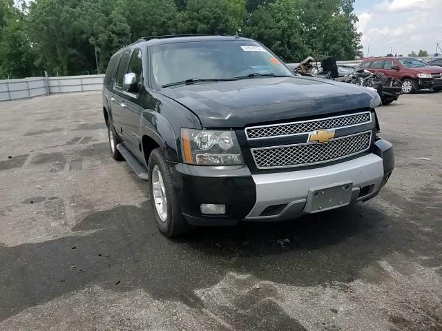 2013 Chevrolet Suburban C1500 Lt VIN: 1GNSCJE06DR111952 Lot: 63249354