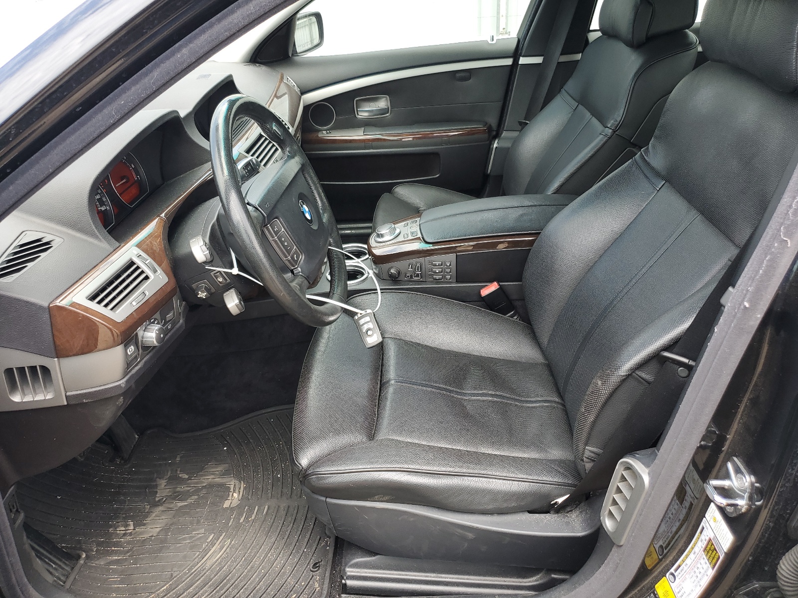 WBAHN83507DT72366 2007 BMW 750