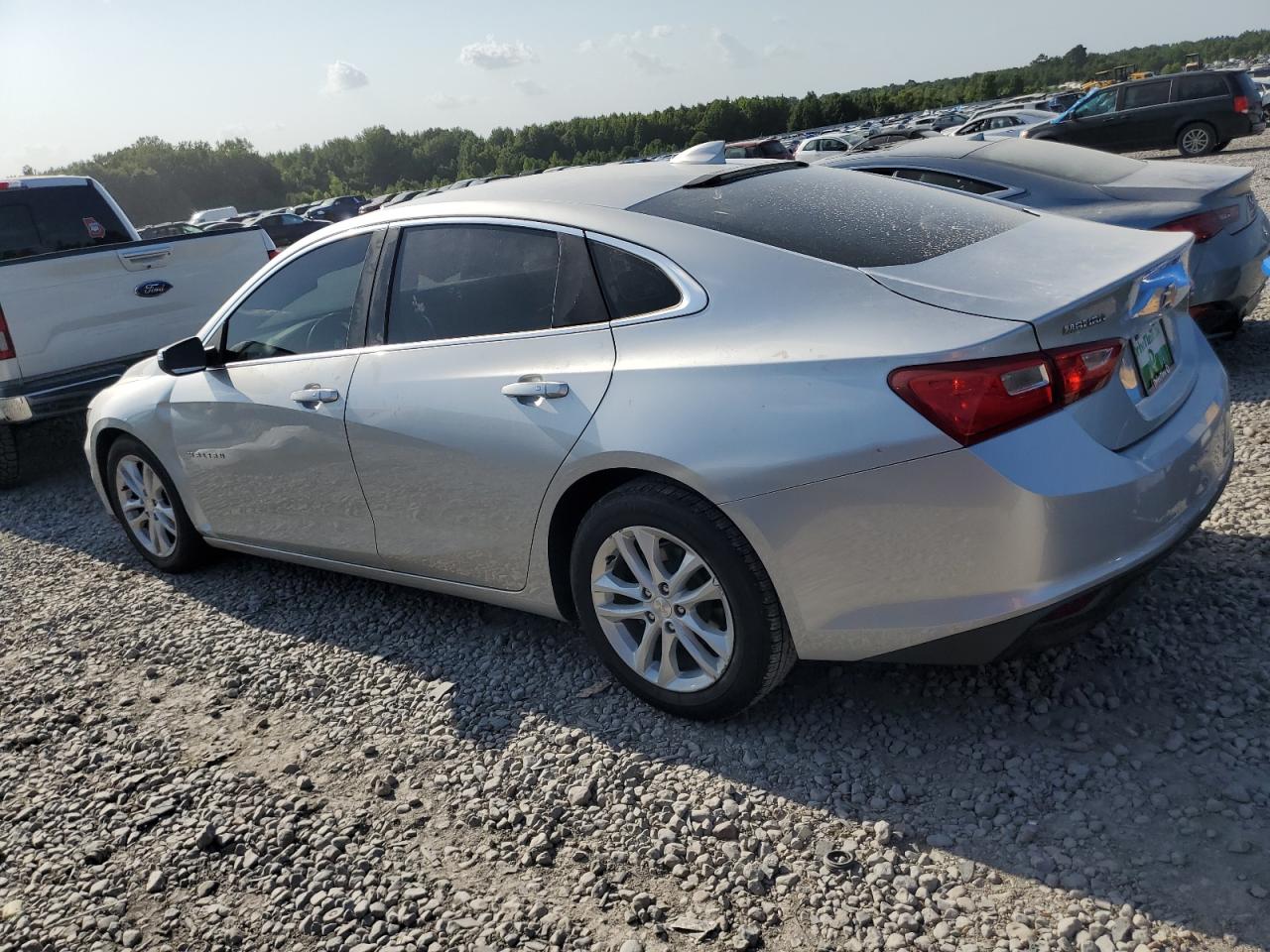 1G1ZE5ST2HF121322 2017 CHEVROLET MALIBU - Image 2