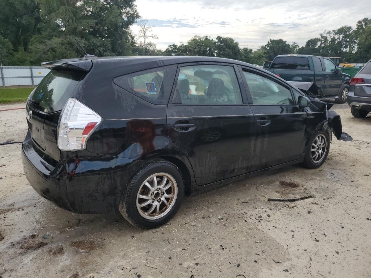 VIN JTDZN3EU5D3199749 2013 TOYOTA PRIUS no.3