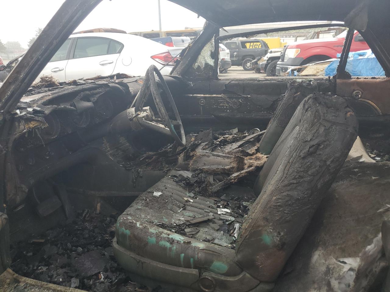 1961 Ford Ford Thund VIN: 1Y71Z160981 Lot: 63438134