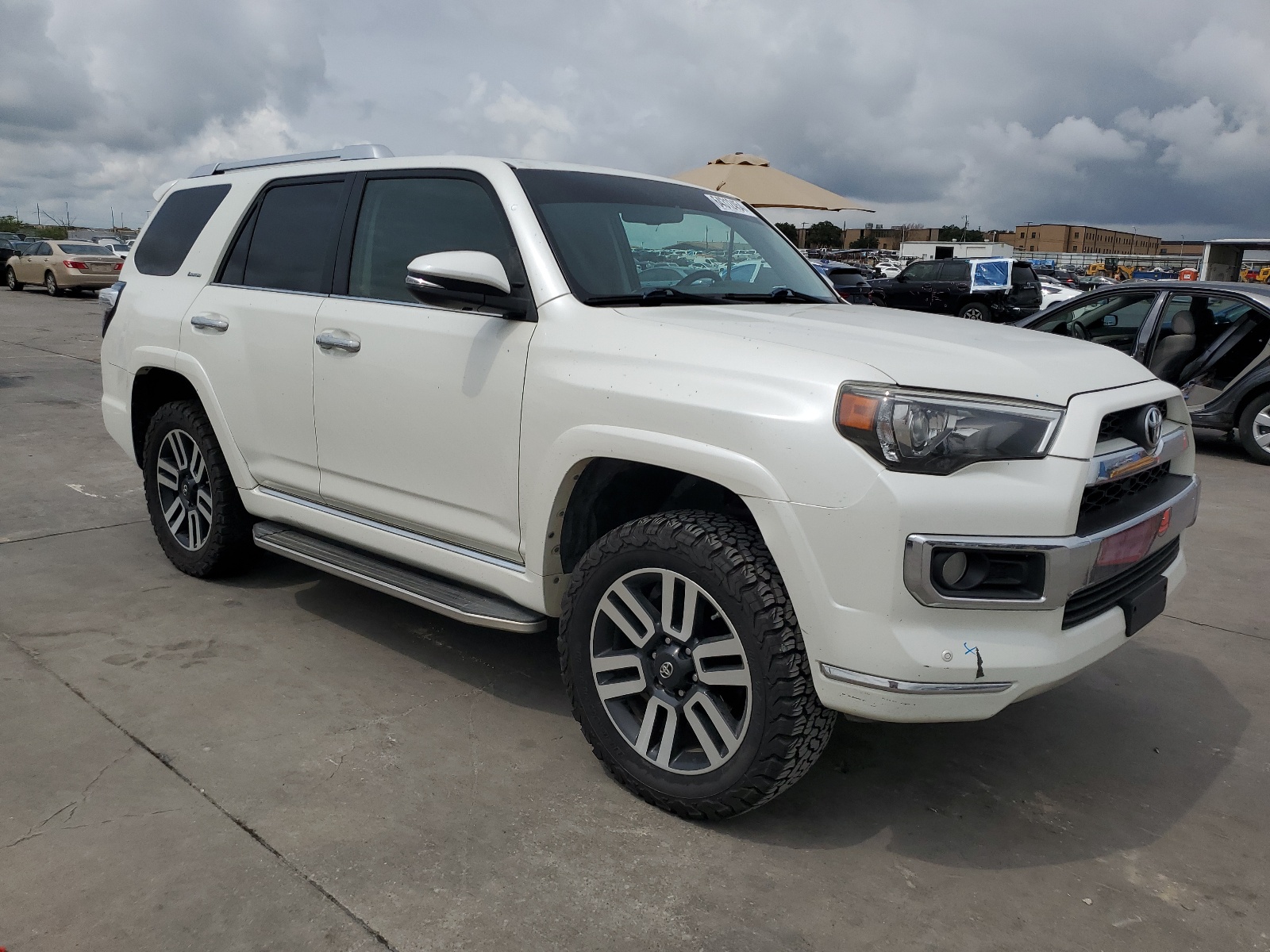 JTEZU5JR6H5172372 2017 Toyota 4Runner Sr5