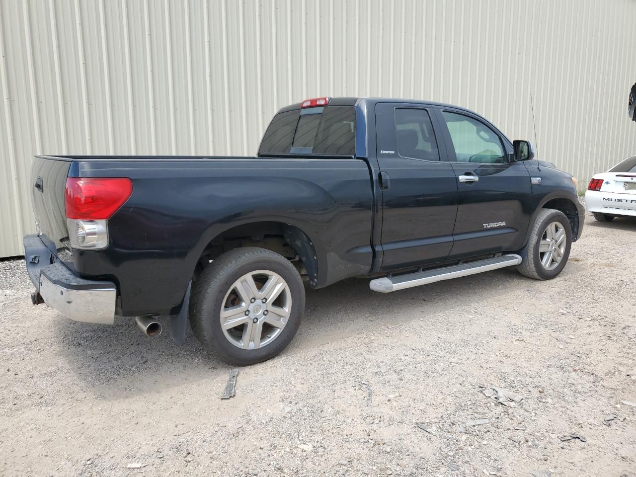 2008 Toyota Tundra Double Cab Limited VIN: 5TFRV58138X063700 Lot: 63628454