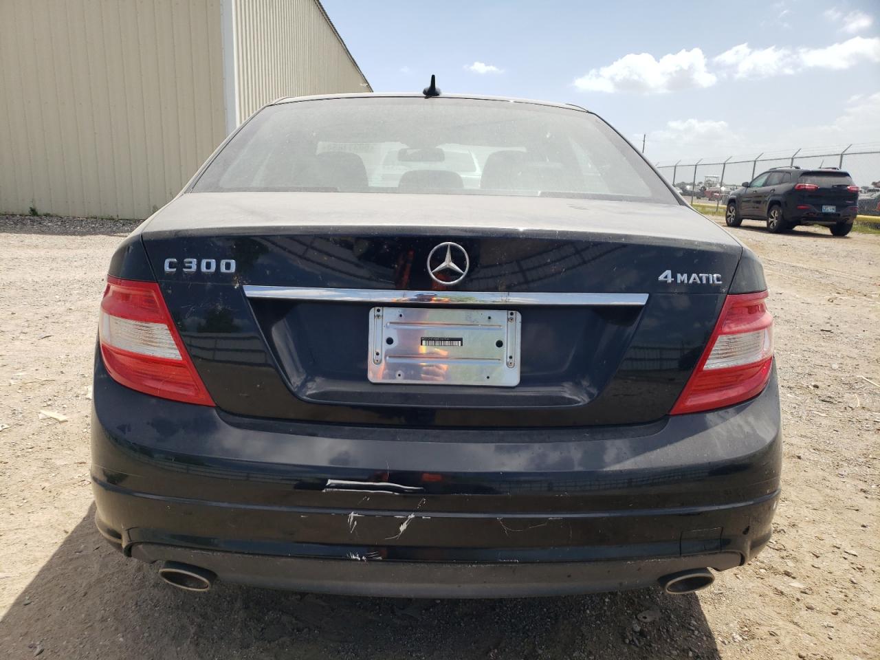 2008 Mercedes-Benz C 300 4Matic VIN: WDDGF81X68F142536 Lot: 60311854