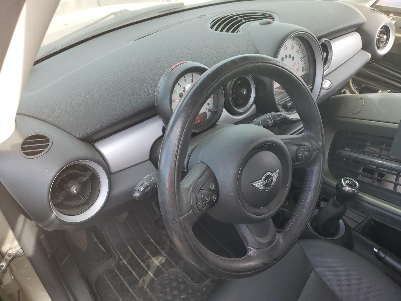 2011 Mini Cooper VIN: WMWSU3C5XBTX97345 Lot: 64201664