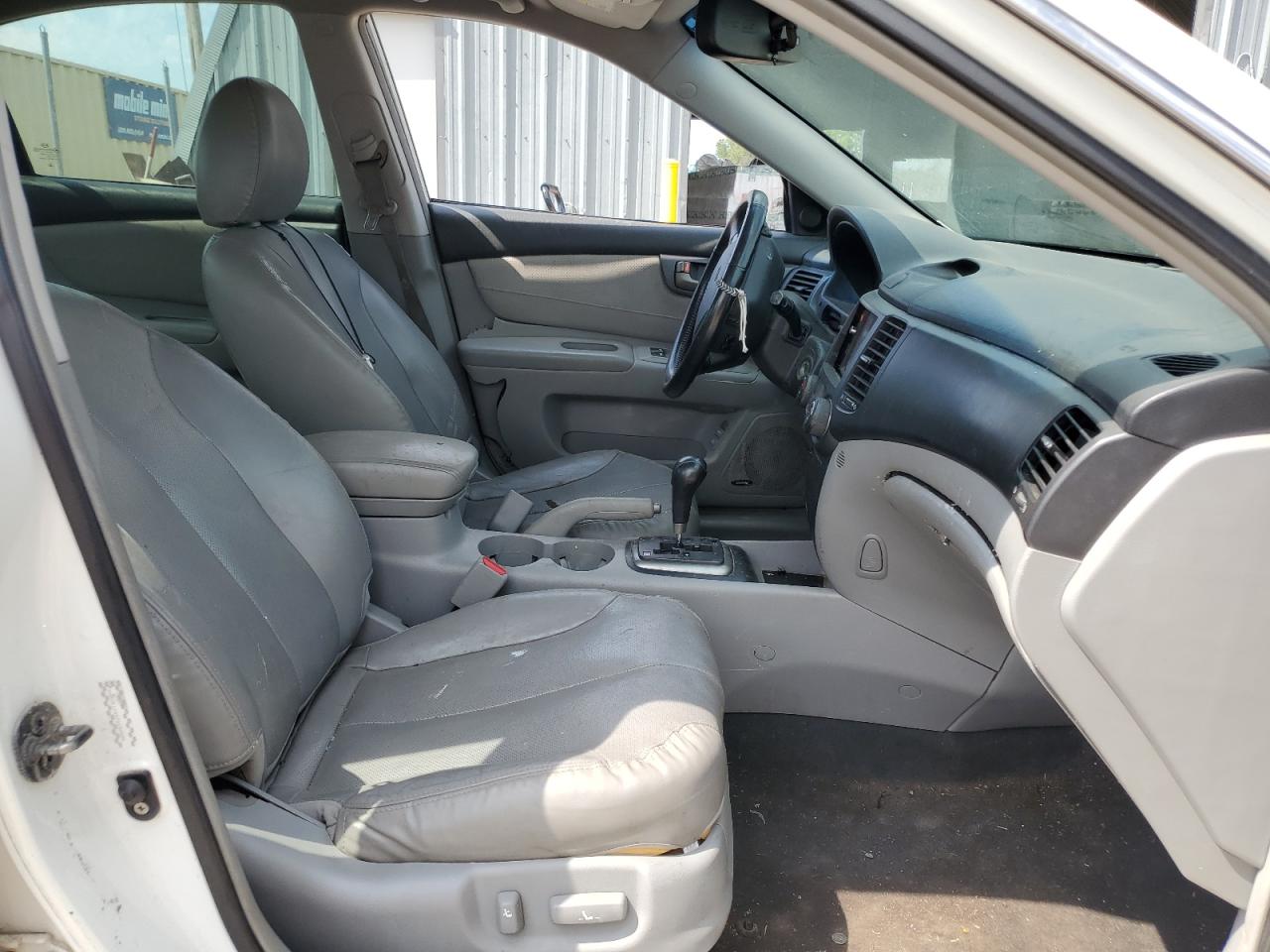 2007 Kia Optima Lx VIN: KNAGE124475136485 Lot: 61727924