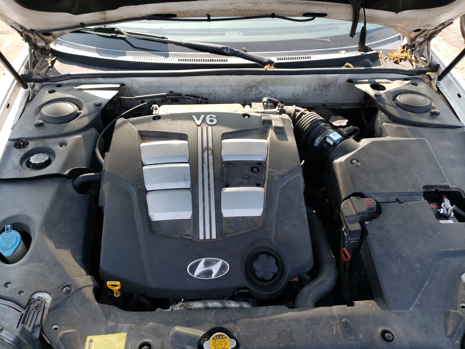 KMHHN65FX5U158765 2005 Hyundai Tiburon Gt