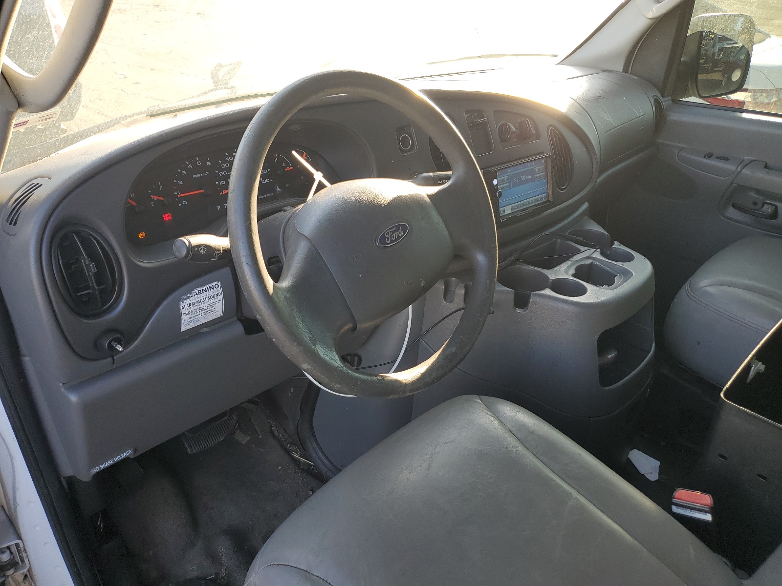 1FTNE24L25HB41068 2005 Ford Econoline E250 Van