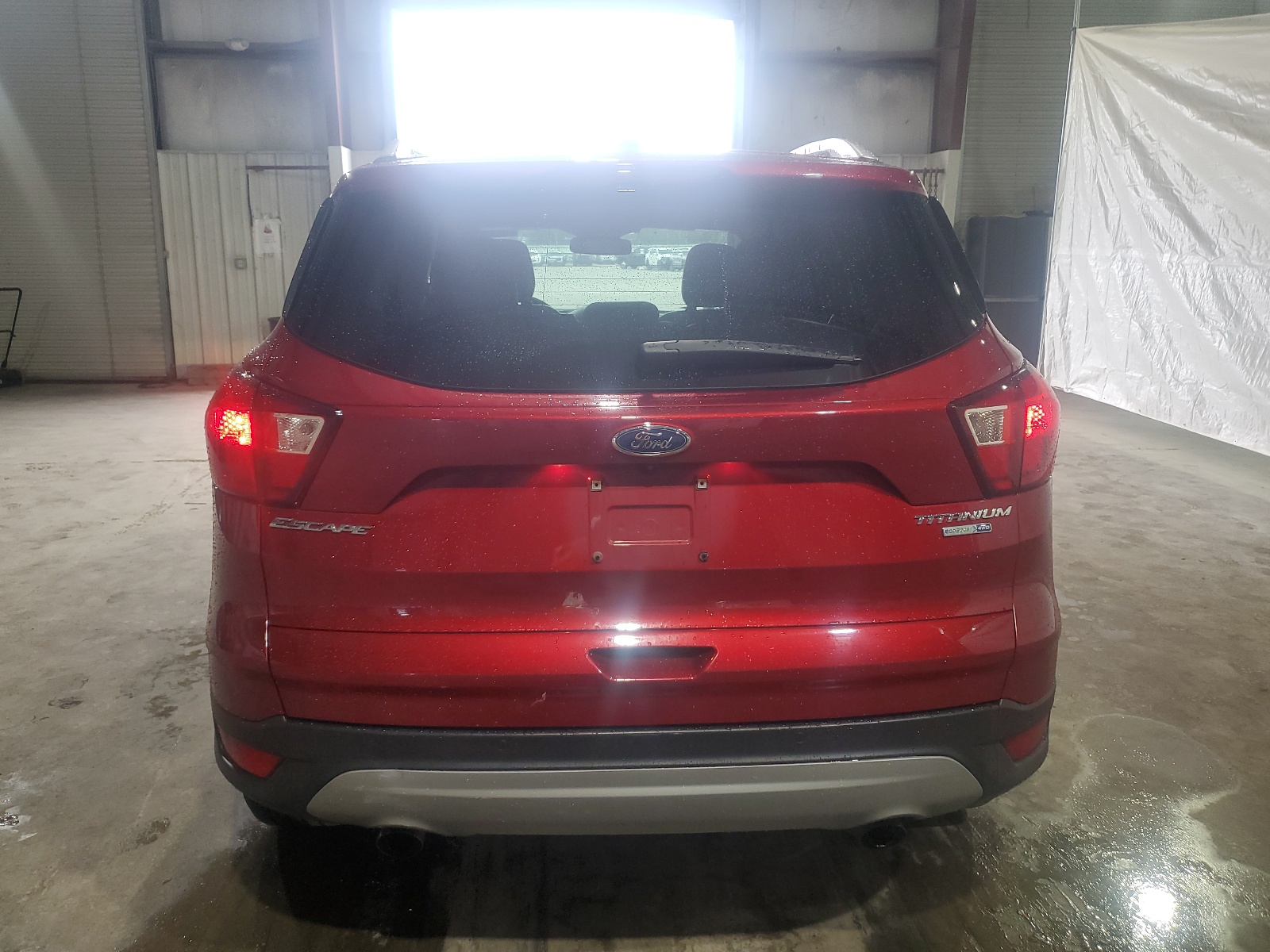 1FMCU9J90KUA84718 2019 Ford Escape Titanium