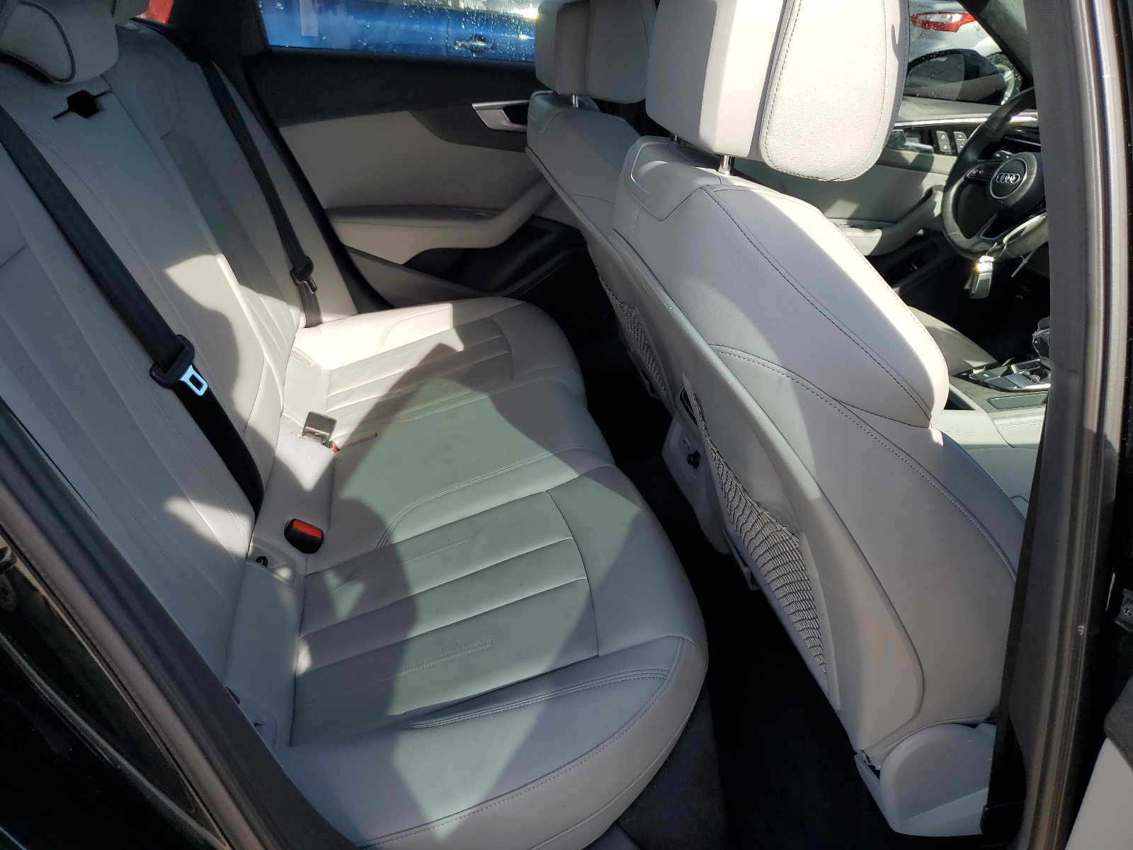 WAUEAAF41NN011910 2022 Audi A4 Premium Plus 45