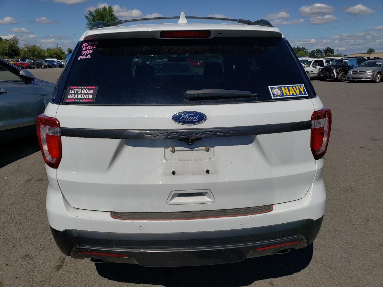 1FM5K8D88HGC85494 2017 Ford Explorer Xlt