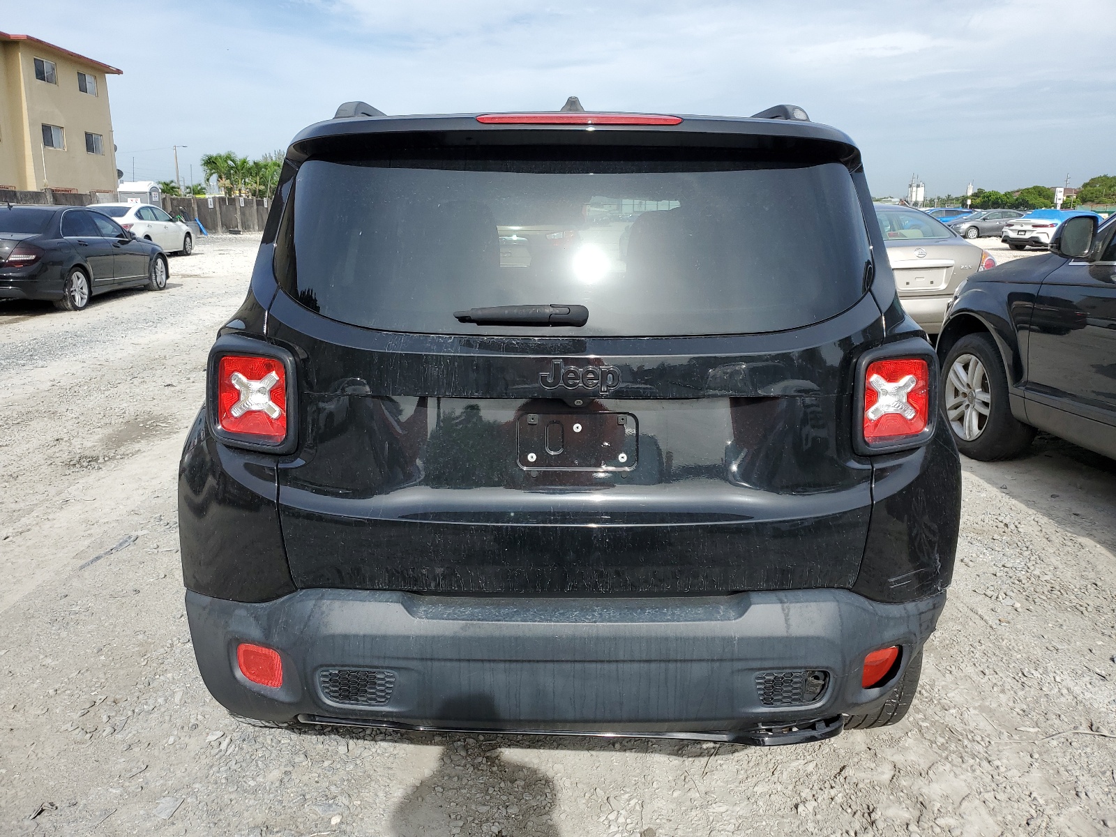 ZACCJABB9HPG33858 2017 Jeep Renegade Latitude