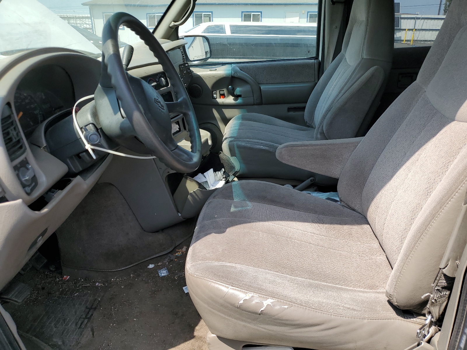 1GNEL19W2YB184746 2000 Chevrolet Astro