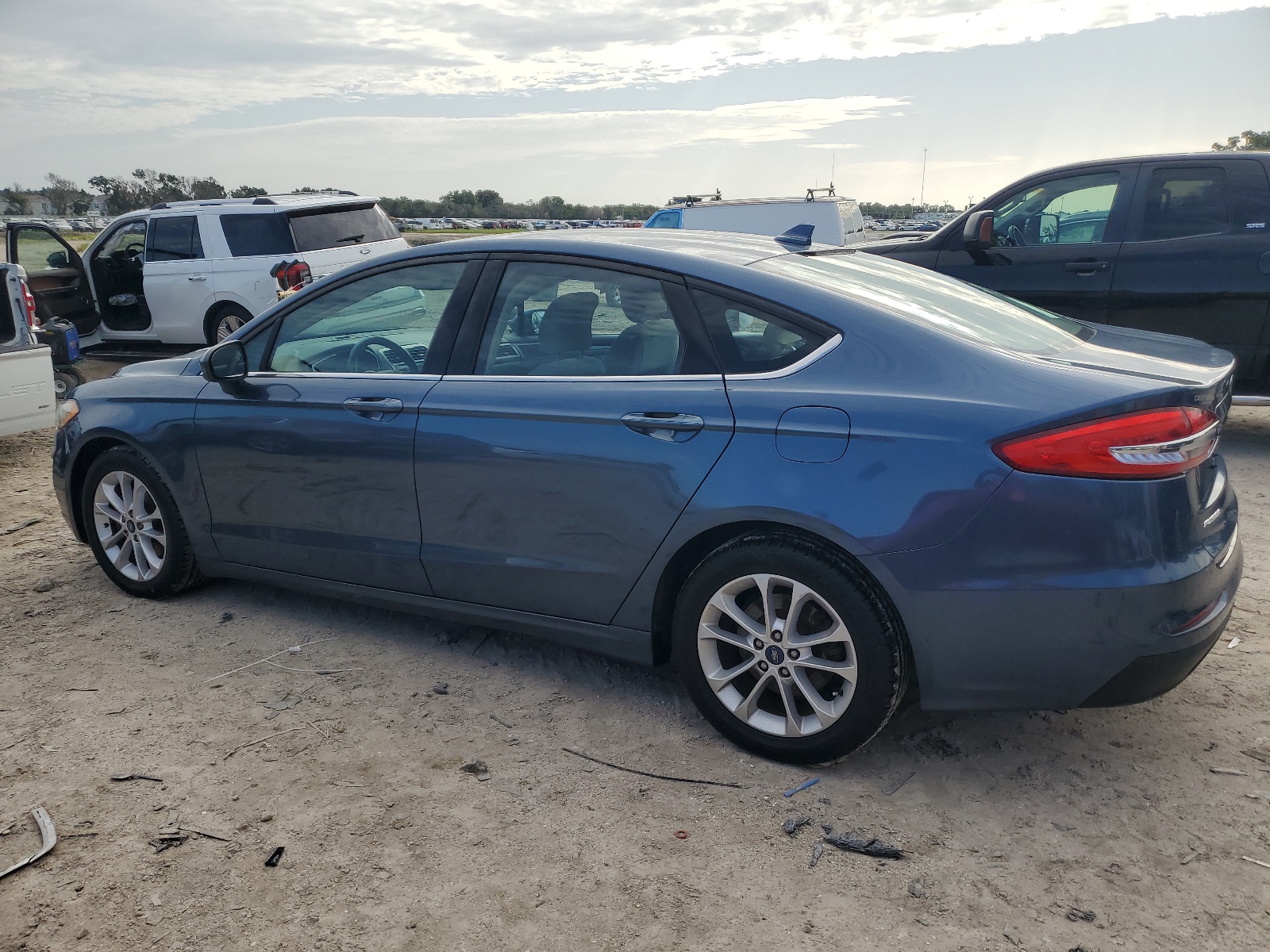 2019 Ford Fusion Se vin: 3FA6P0HD7KR245254