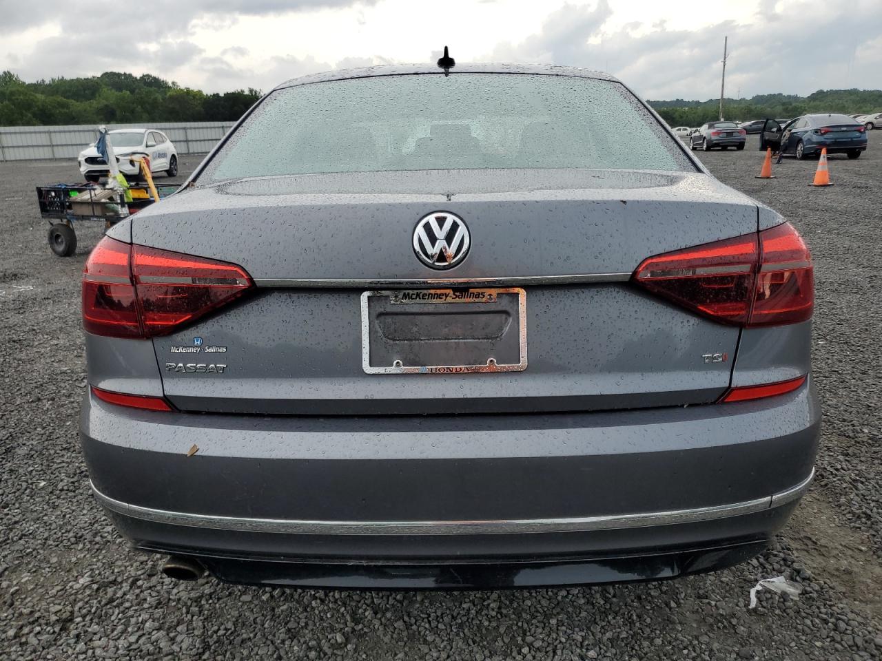 2017 Volkswagen Passat R-Line VIN: 1VWDT7A31HC069913 Lot: 64074364