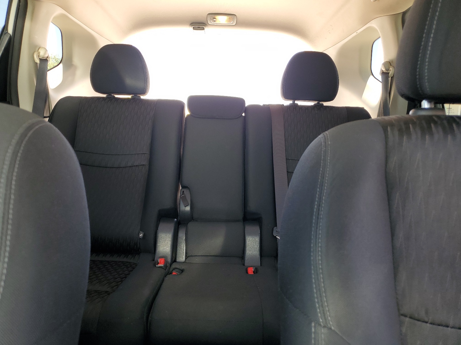 KNMAT2MT8JP505367 2018 Nissan Rogue S